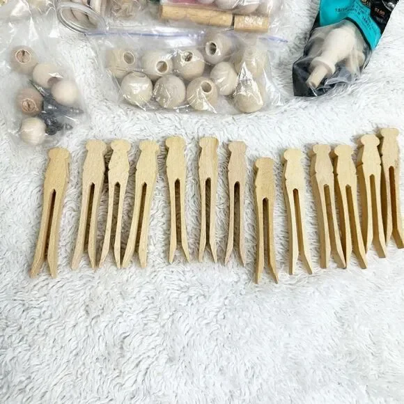 Vintage Lot of Wooden Clothespins, Knobs, Pulls, Handles Craft Project 80s 90s - Picture 7 of 11